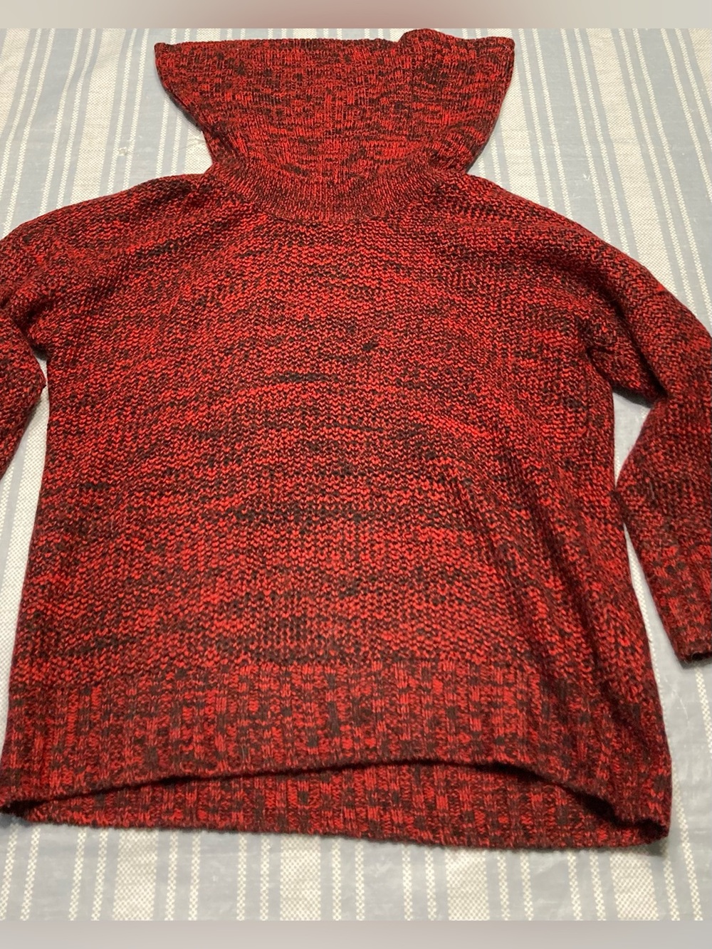 💛TODAY***$13***Dressbarn red and black marled cowl neck sweater.